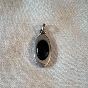 925 Silver and Black Oval Pendant